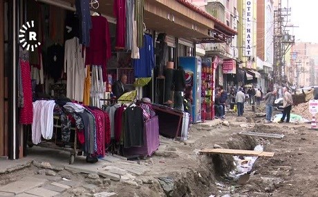 Qeyrana aborî li Amedê girantir dibe