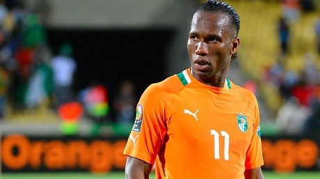 درۆگبا واز لە یاریکردن دەهێنێت