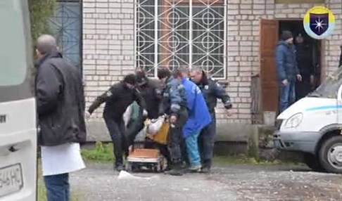 Mahkemede el bombası patlatıldı