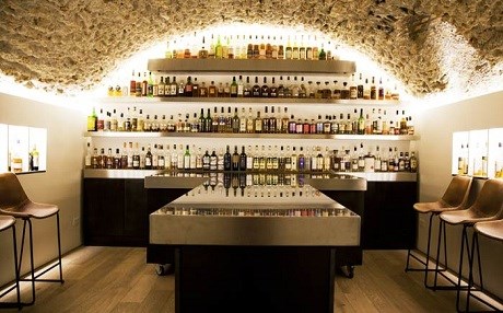 Viski evinde 794 bin dolarlık soygun!