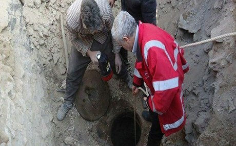 Kurê xwe perçe perçe kir û xiste çalê de