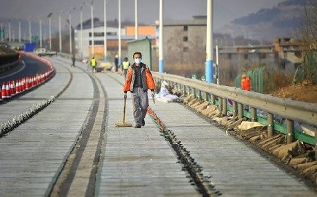 Akıllı arabaları bu yollar şarj edecek