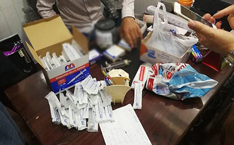 لە کوردستان ژمارەیەک دەرزی و دەرمانی وزەبەخشی قەدەخەکراو دەفرۆشرێن