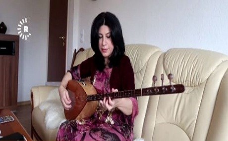 Hurmenda Kurd Rûken Ekaş albumek derxist