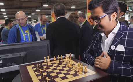 تەختەیەکی "زیرەکی" یاری شەترەنج بووەتە جێگەی سەرنجی خەڵک