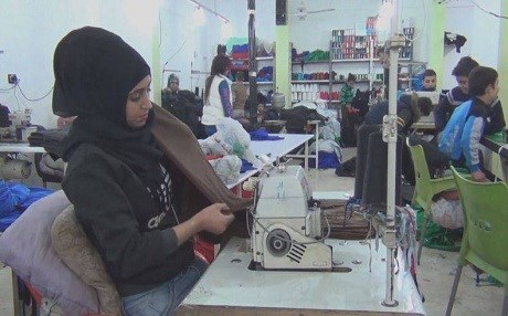 Li Rojavayê Kurdistanê derfetên kar zêde dibin