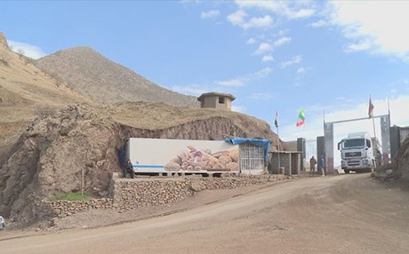 بازاڕچە سنوورییەکانی شوشمێ، سەیرانبەن و کێلێ کرانەوە