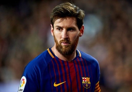 مێسی باسی بالۆن دۆر و کریستیانۆ دەکات