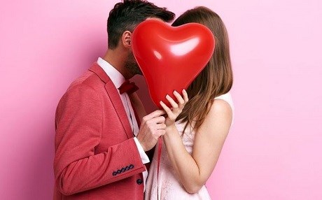 Sevgililer Günü bu yıl da yasak!