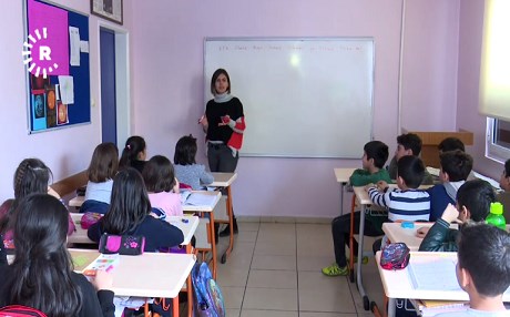 AMED - Roja Zimanê Dayîkê bi nîgeranî tê pêşwazîkirin