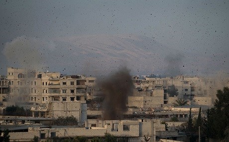 FOTO - Bombardıman altında Doğu Guta