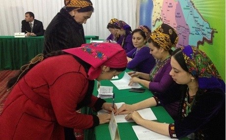 Türkmenistan sandık başında