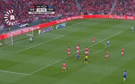 ئایندهۆڤن بووە پاڵەوانی هۆڵەندا و پۆرتۆش پێشەنگە