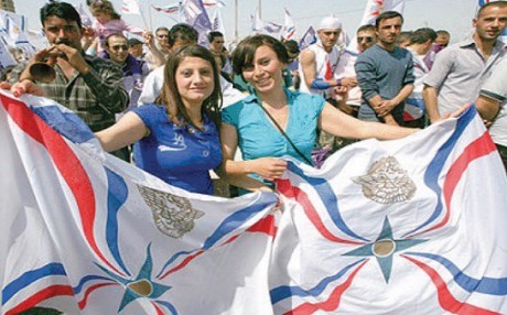 Mesihî ji bo 5 kursiyan ketine rikeberiyeke germ