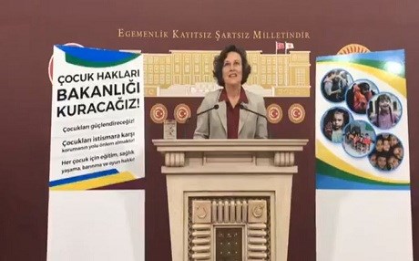 HDPê xwest Wezareta Mafên Zarokan hebe