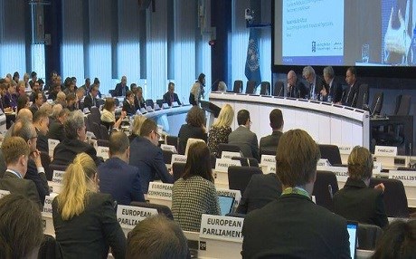 Konfransa Bruksel-2 bo alîkariya koçberên sûrî dest bi karên xwe kir