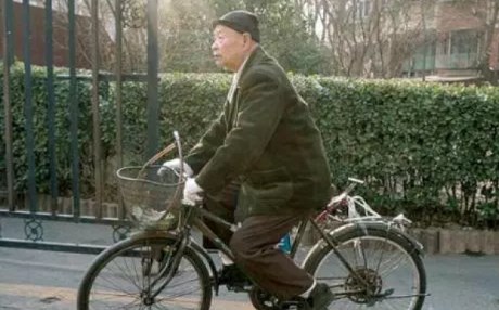 85 yaşındaki adamdan ‘Beni evlat edinin’ ilanı