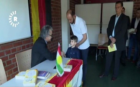 Jan Dost romana Kobanî bi Erebî jî belav kir