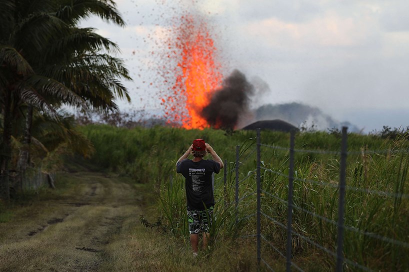 FOTO - Yanardağ 9 bin metre kül püskürttü