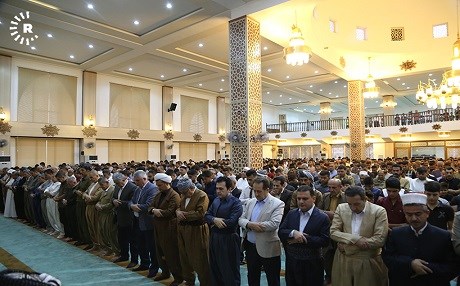 Fotoğraflarla başkentte bayram namazı