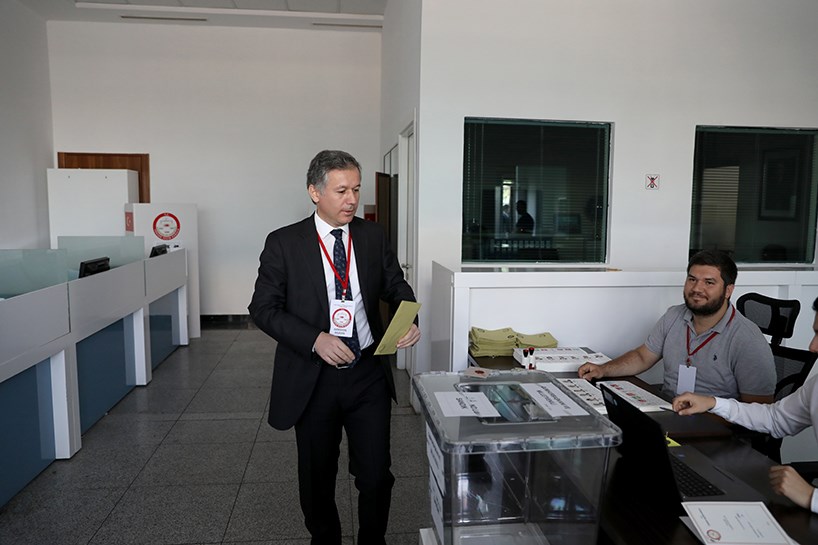 Erbil’deki Türkiye vatandaşları sandık başında