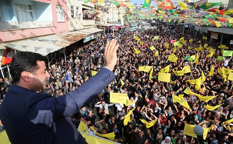 Demîrtaş: 100 sal in Kurdistan dûrî Enqerê ye