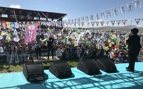 Buldan: AKP'nin lale devri bitiyor