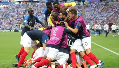 Fransa ilk çeyrek finalist oldu