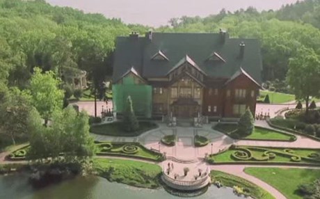 کۆشکی سەرۆکی پێشووتری ئۆکراینا کراوەتە مۆزەخانە