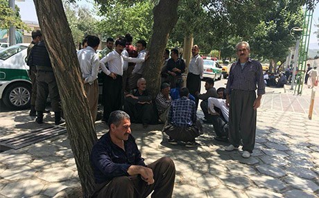 Karkerên Şaredariya Merîwanê ev 6 meh in meaş wernegirtiye