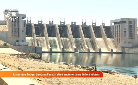 Gelek karmendên Hikûmeta Sûriyê vegeriyane Bendava Firatê