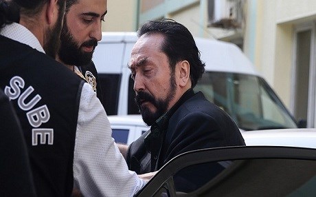Piştî operasyona li ser Adnan Oktar hebûna cemaetên olî li Tirkiyê bûye rojev