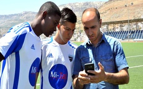 DIYARBAKIR – Hoca Kolombiyalı futbolculara tercüman bulamayınca bunu yaptı