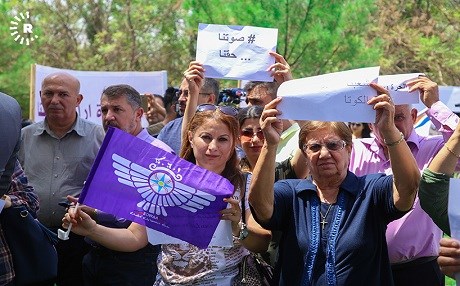 Krîstiyanên Kurdistanê daxwaza sererastkirina dengdana bi kursiyên kota kirin