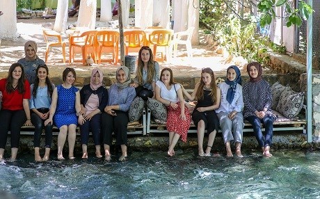 Beyazsu turistlerin akınına uğradı