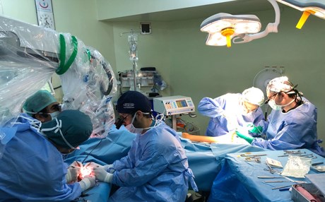 URFA - Ayak parmağı eline nakledildi