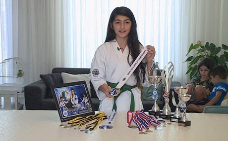 کچە کوردێك لە ئەڵمانیا لە تایکواندۆ چەندین خەڵاتی نێودەوڵەتی بەدەستهێناوە