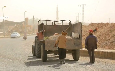 DÊREZOR – Şaredariya El Siwer dest bi paqijiya bajêr kiriye