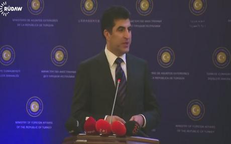 Bibîne çawa Nêçîrvan Barzanî şaşiya wergêr girt