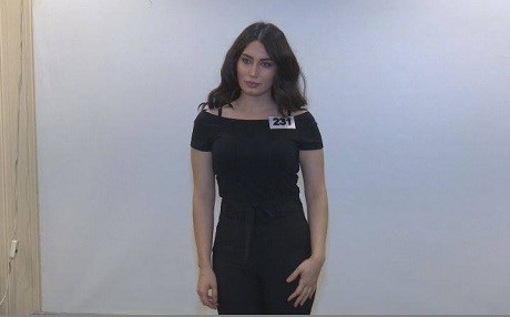 Kur û keçên Kurd li Hewlêrê xwe ji heftiya nimayişa cilûbergan re amade dikin