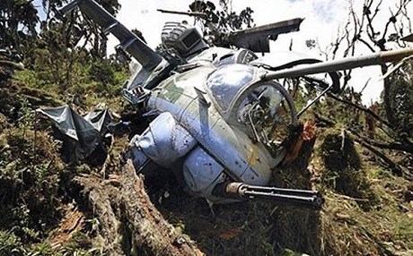 Askeri helikopter düştü: 18 ölü