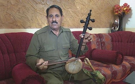 Pizîşkan stran û kemençe ji  hunermendê Kurd re qedexe kirin