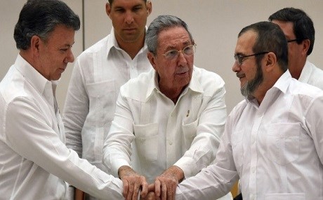 Kuba xwendina hezar gerîlayan li xwe girtiye