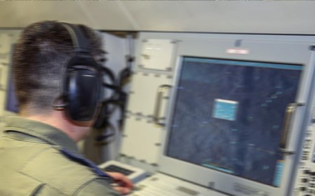 Rus askeri uçağı Hmeymim dönüşünde kayboldu