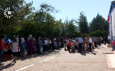 Nêrînên Amediyan li ser qedexeya perwerdeya zimanê Kurdî