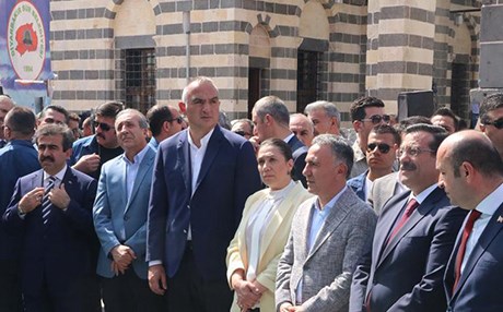 Dört Ayaklı Minare ziyarete açıldı