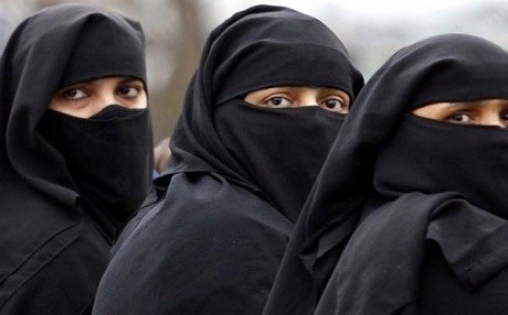 Kantonda peçe yasaklandı