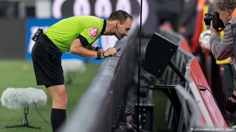 سیستمی ڤار له‌ چامپیۆنزلیگ و یۆرۆدا به‌كارده‌هێندرێت