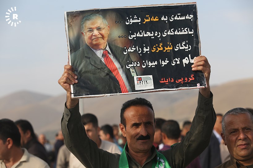 WÊNE - Celal Talebanî li ser gora wî hat bibîranîn