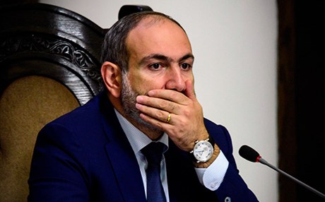 Ermenistan Başbakanı istifa etti